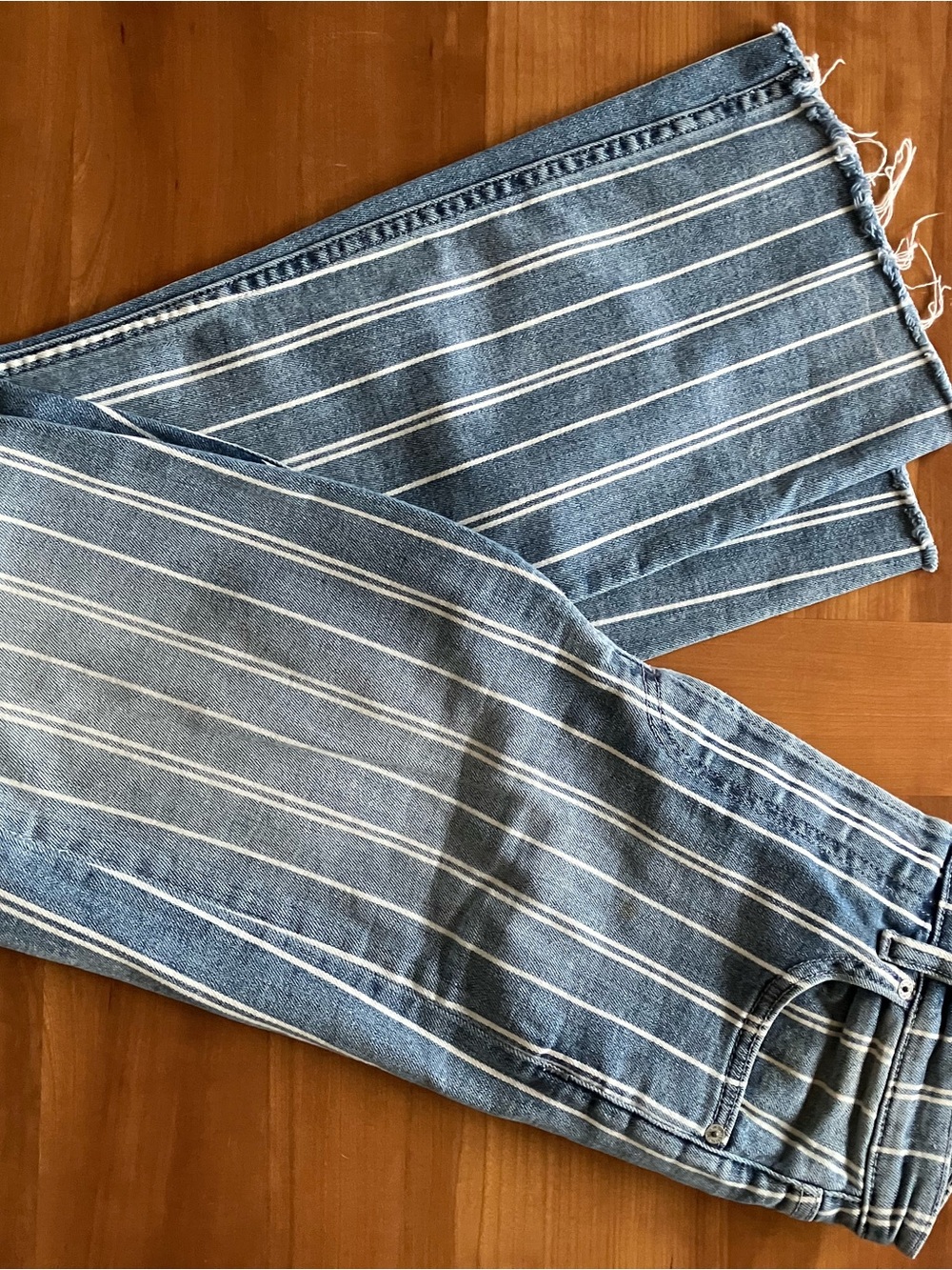 Boyish Stripe Cropped Jeans